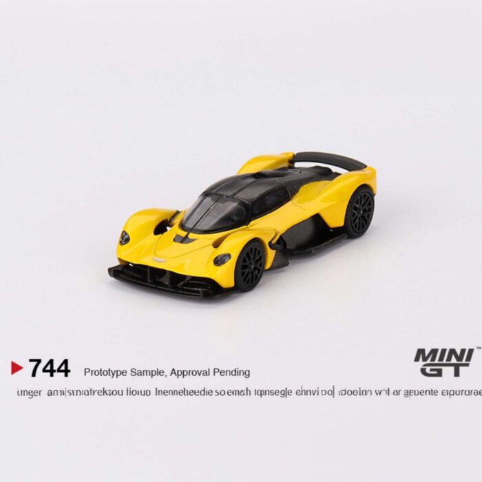 Mini Gt - 2023 Aston Martin Valkyrie Aston Martin