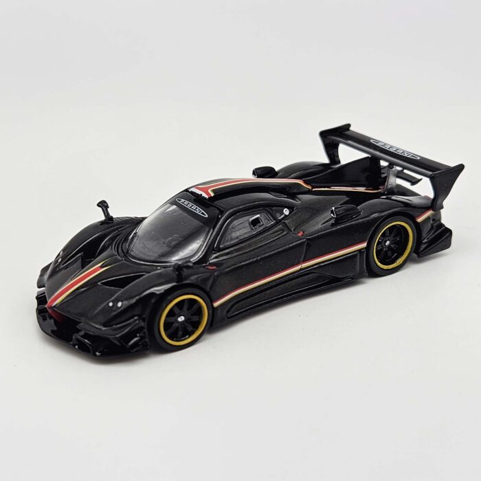 Tarmac - Pagani Zonda Revolucion Nero Oro
