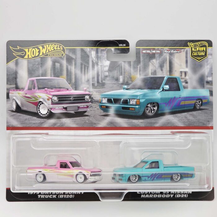 Hot Wheels - 2-pack 975 Datsun Sunny Truck B120, 1993 Nissan Hardbody D21 pick-up