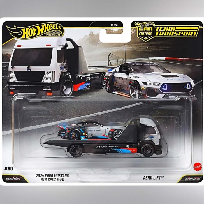 Hot Wheels - Ford Mustang RTR + Aero Lift 90